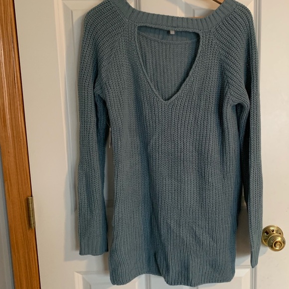 Woman’s Charlotte Russe sweater - Picture 2 of 3